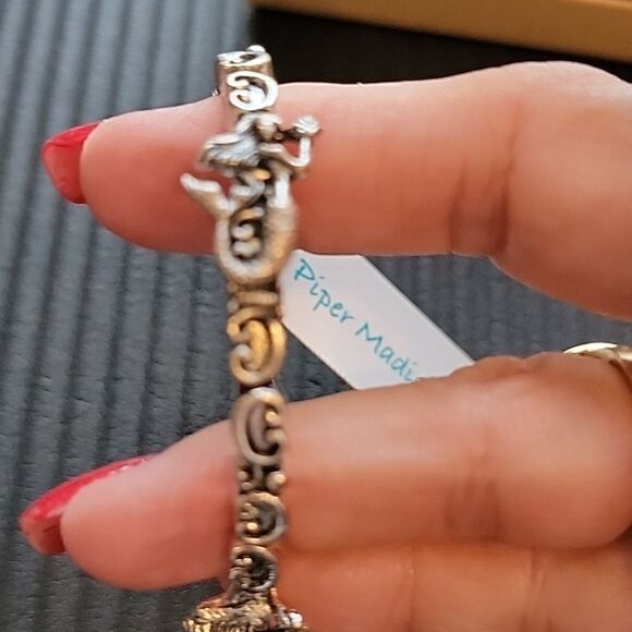Piper Madison Mermaid Earings & Bracelet - Picture 3 of 3
